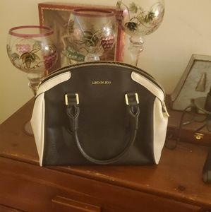 London Fog Hand bag/purse